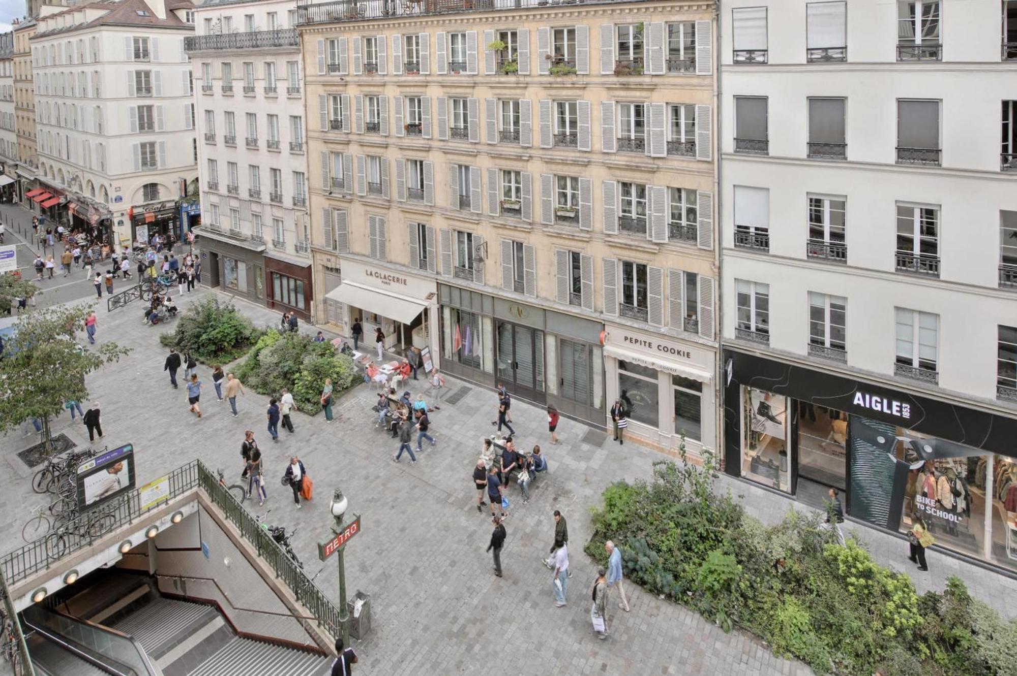 Apartment Heart Marais Luxury 2br Ac By Melvane